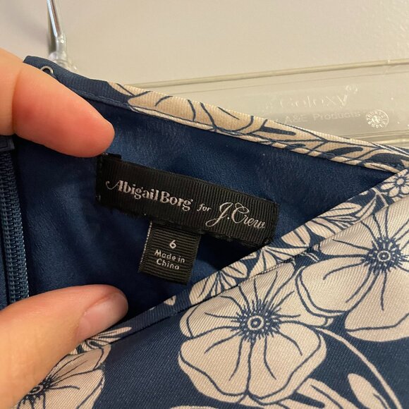 Abigail Borg J. CREW‎ Silk Blue Floral Slip Top AND Skirt Women's Size 6 SET - Picture 7 of 10